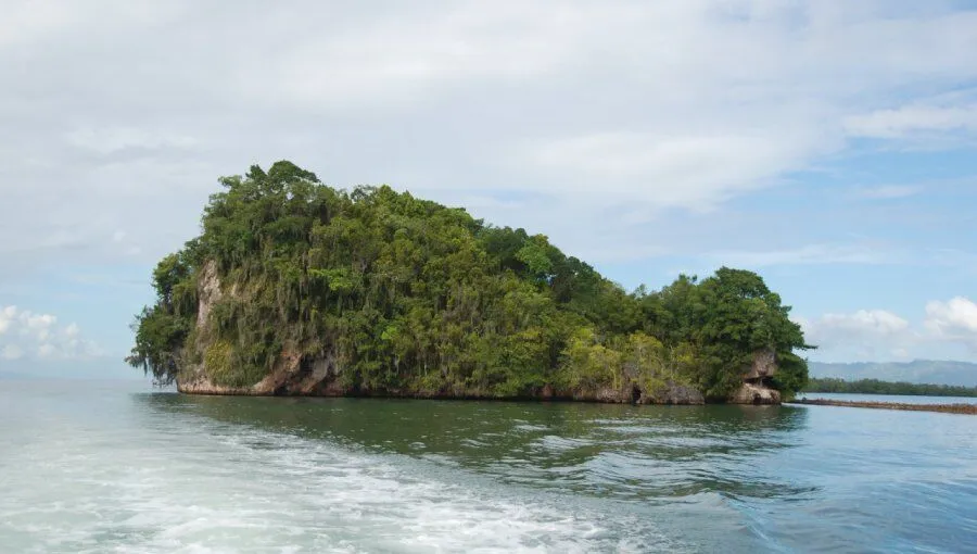 Los Haitises, Montaña Redonda y Rancho Yanigua