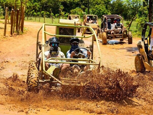 Buggy en Playa Macao